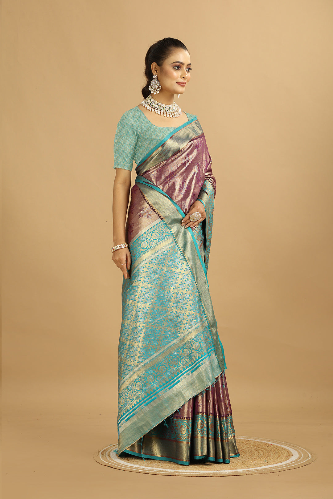KARAMKARI-VIBRANT QUEEN (SILK SAREE)