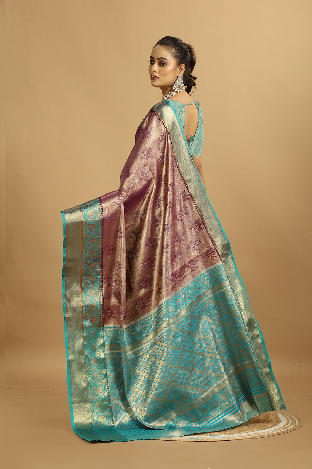 KARAMKARI-VIBRANT QUEEN (SILK SAREE)